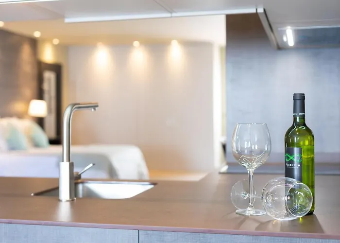 Апартаменты Rooms & Suites Loft 2E - Central Arrecife, Lanzarote - Free Parking Арресифе